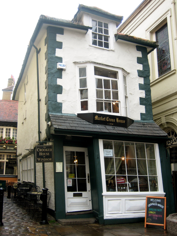 Crooked House